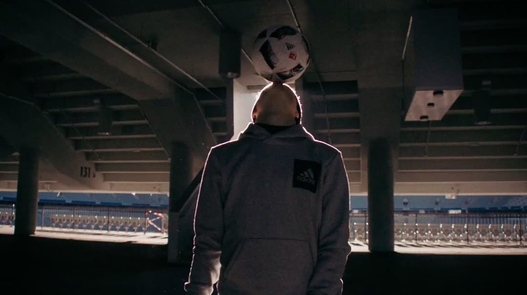 ADIDAS – 24/STREET