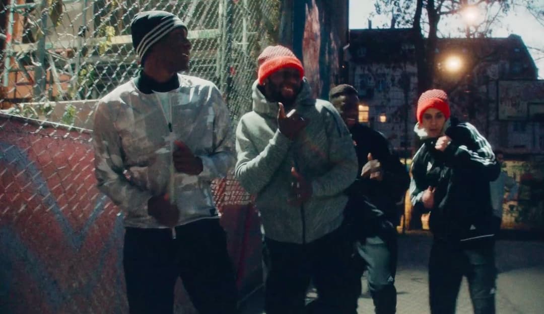 ADIDAS – 24/STREET