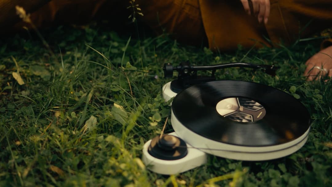 BMW - NEUE KLASSE by Chris Schwarz, 2023 - EASYdoesit