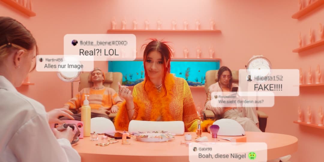 TELEKOM X BADMOMZJAY