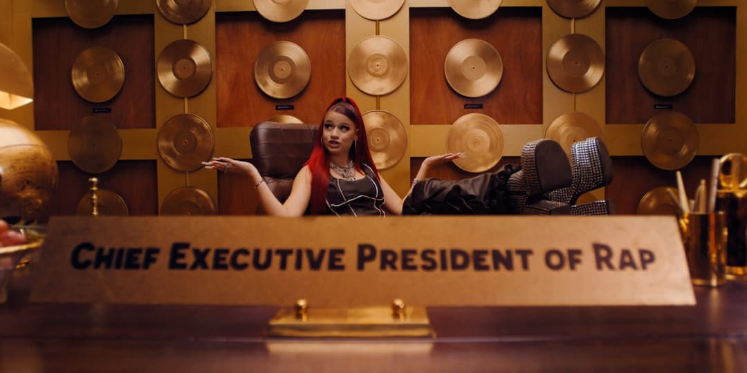 TELEKOM X BADMOMZJAY