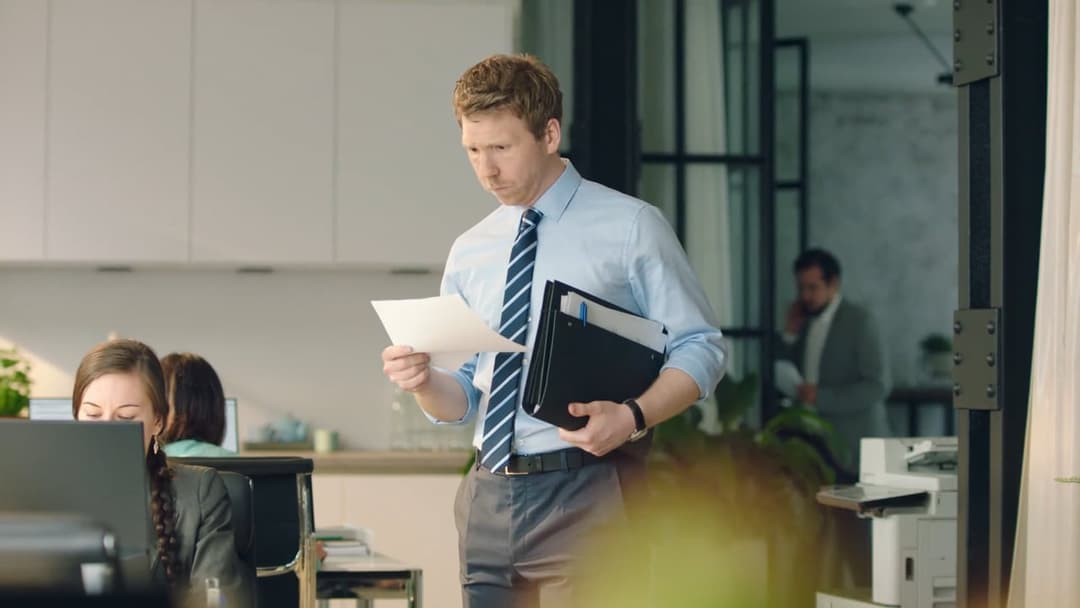 NIZORAL - ITCHY by David Helmut, 2020 - EASYdoesit