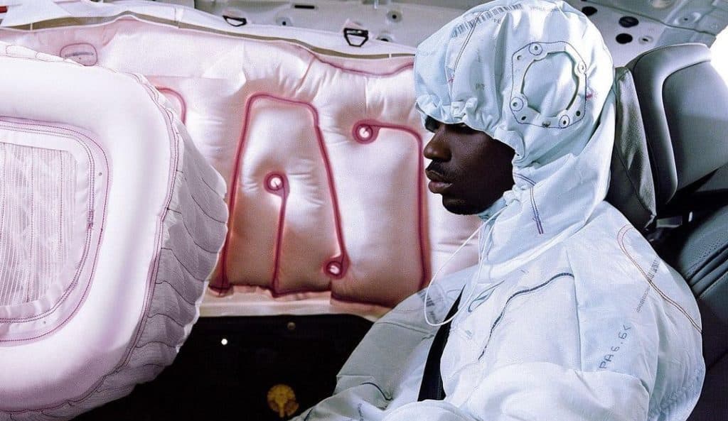 MERCEDES-BENZ X HERON PRESTON - 40 YEARS AIRBAG