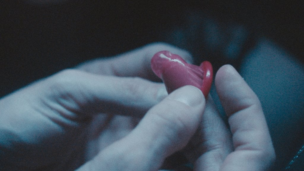 JUGEND GEGEN AIDS - DO IT WITH LOVE, RESPECT AND CONDOMS - EASYdoesit