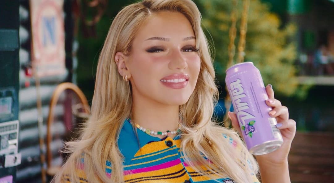 DIRTEA – OFFIZIELLER DIRTEA WERBESPOT by Lars Timmermann, 2021 - EASYdoesit