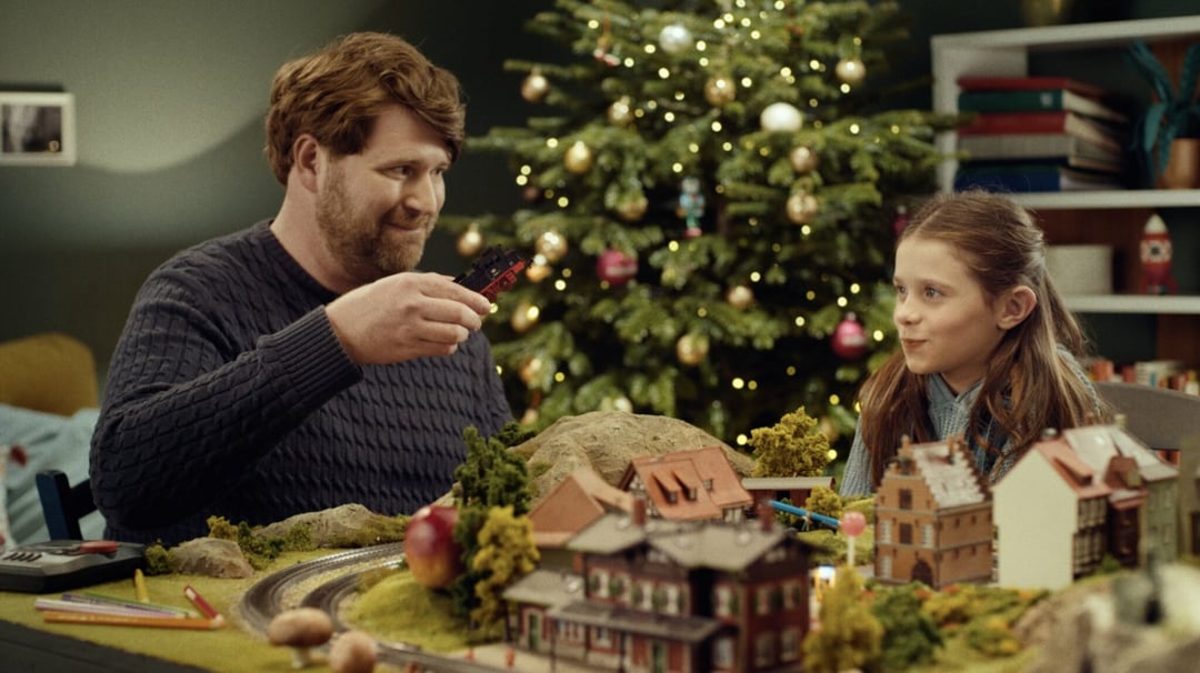 ENDLICH WIEDER KLEIN SEIN - MÄRKLIN WEIHNACHTSFILM - EASYdoesit