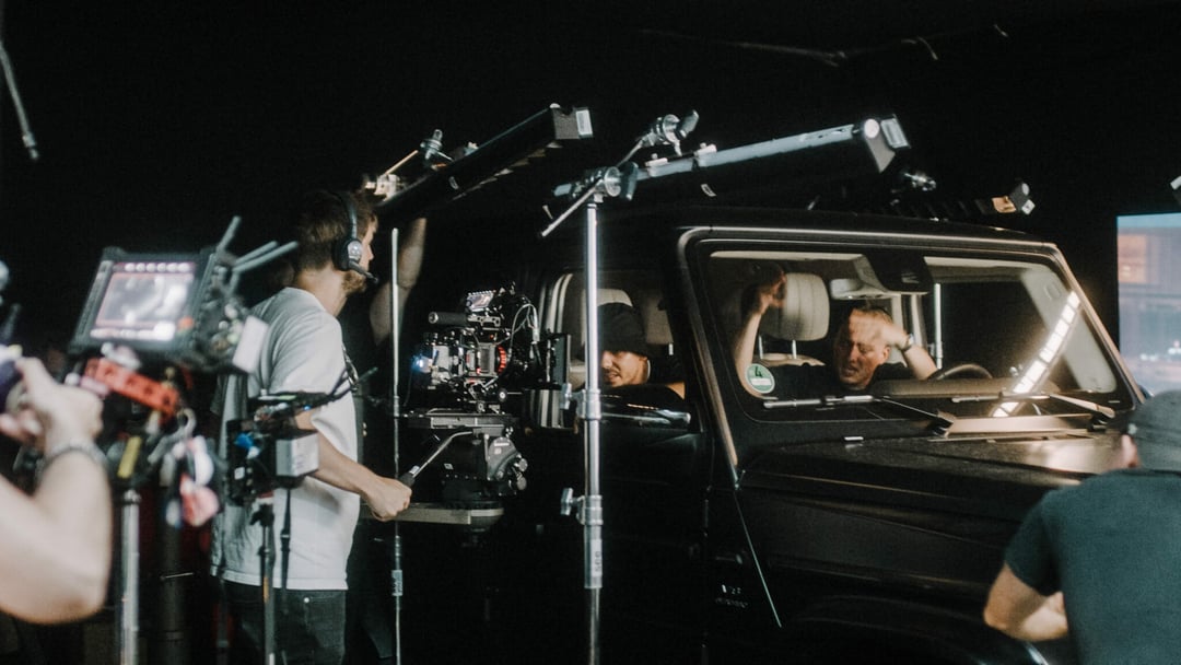 CAPITAL BRA X NGEE - HOPS (PROD. BY BEATZARRE & DJORKAEFF) - EASYdoesit