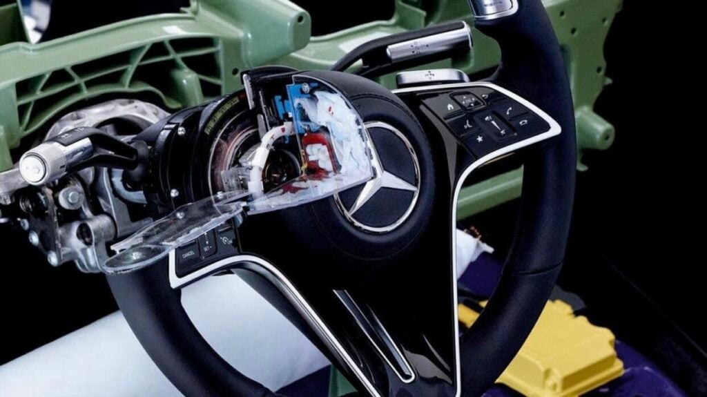 MERCEDES-BENZ X HERON PRESTON – 40 YEARS AIRBAG - EASYdoesit