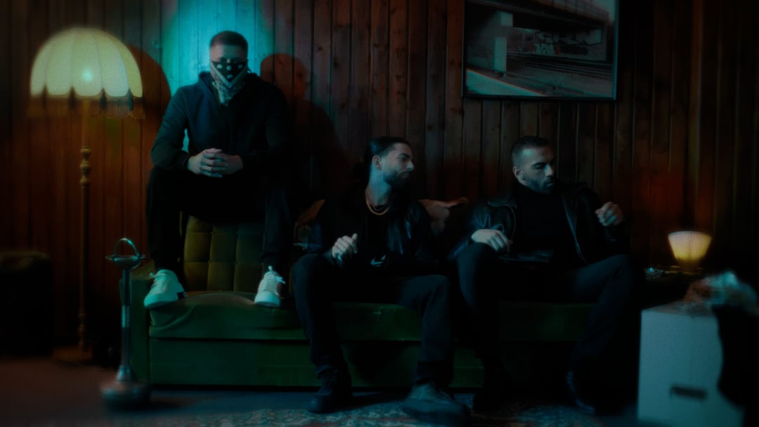 AK Ausserkontrolle - Musikvideo - EASYdoesit