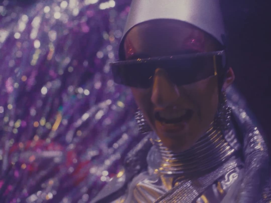 PURPLE DISCO MACHINE - DIE MASCHINE by Julia Mücke, 2024 - EASYdoesit