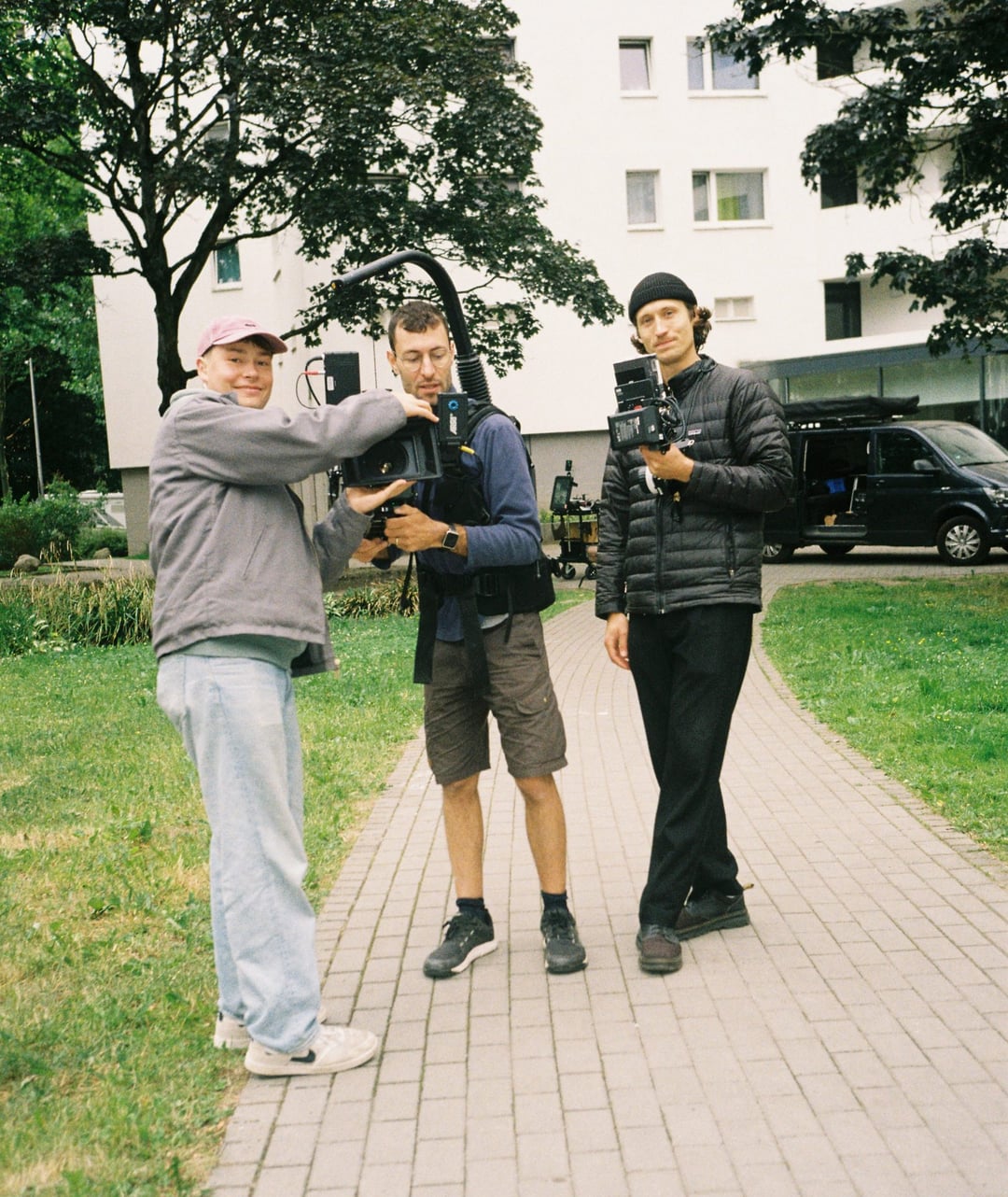 SIDO - TOURTRAILER - EASYdoesit